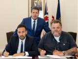 HMGoG signs Licence Agreement to Mid-Harbour Small Boat’s Marina Association